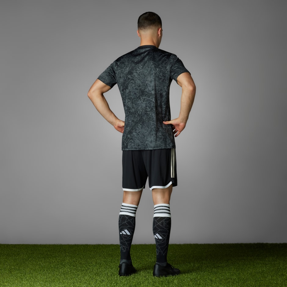 Adidas black outlet soccer jersey