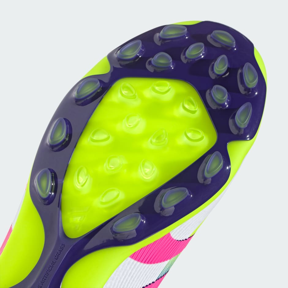 Predator Elite Artificial Grass Boots