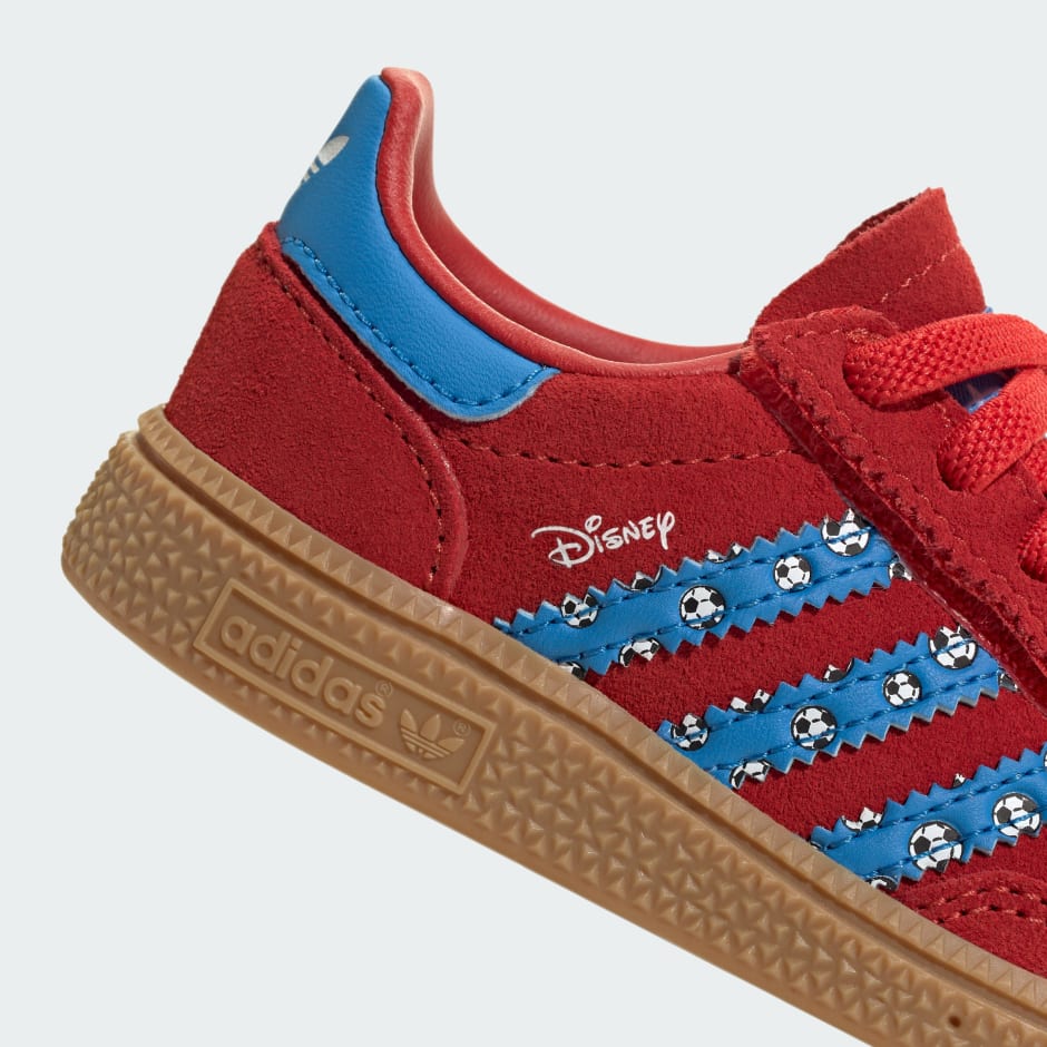 PANTOFI ADIDAS HANDBALL DISNEY SPEZIAL CU &Icirc;NCHIDERE CONFORTABILĂ ȘI ȘIRETURI ELASTICE