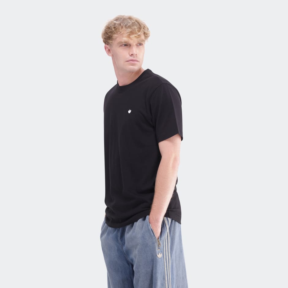 Trefoil Essentials Tee