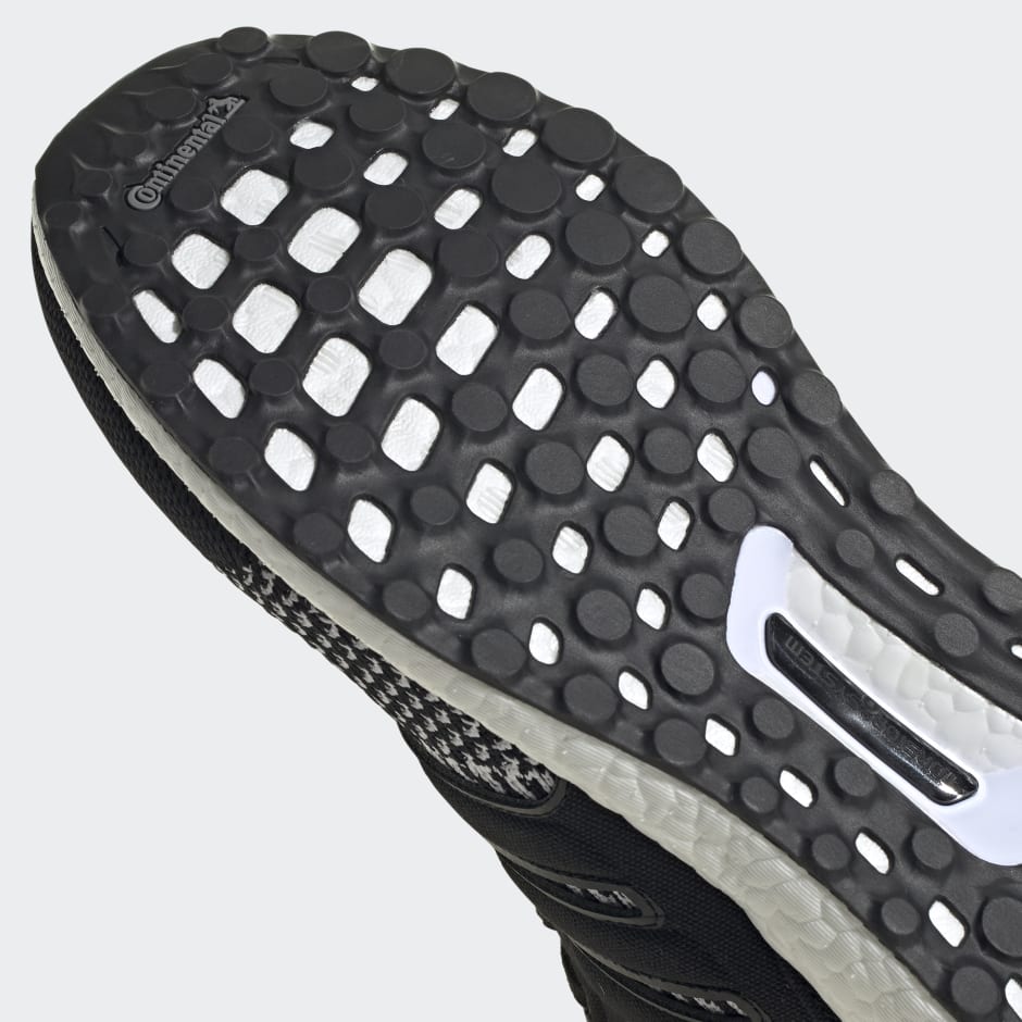 Ultraboost 5.0 DNA Shoes