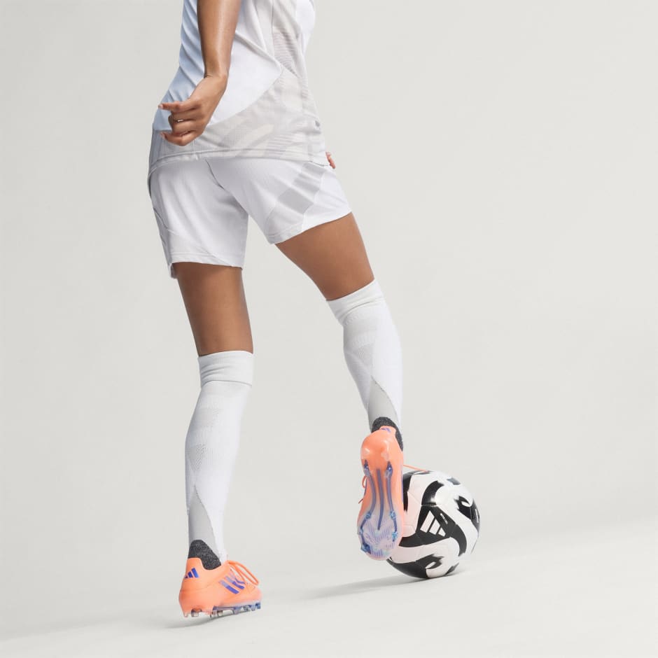 حذاء الأرضيات الصلبة F50 Elite