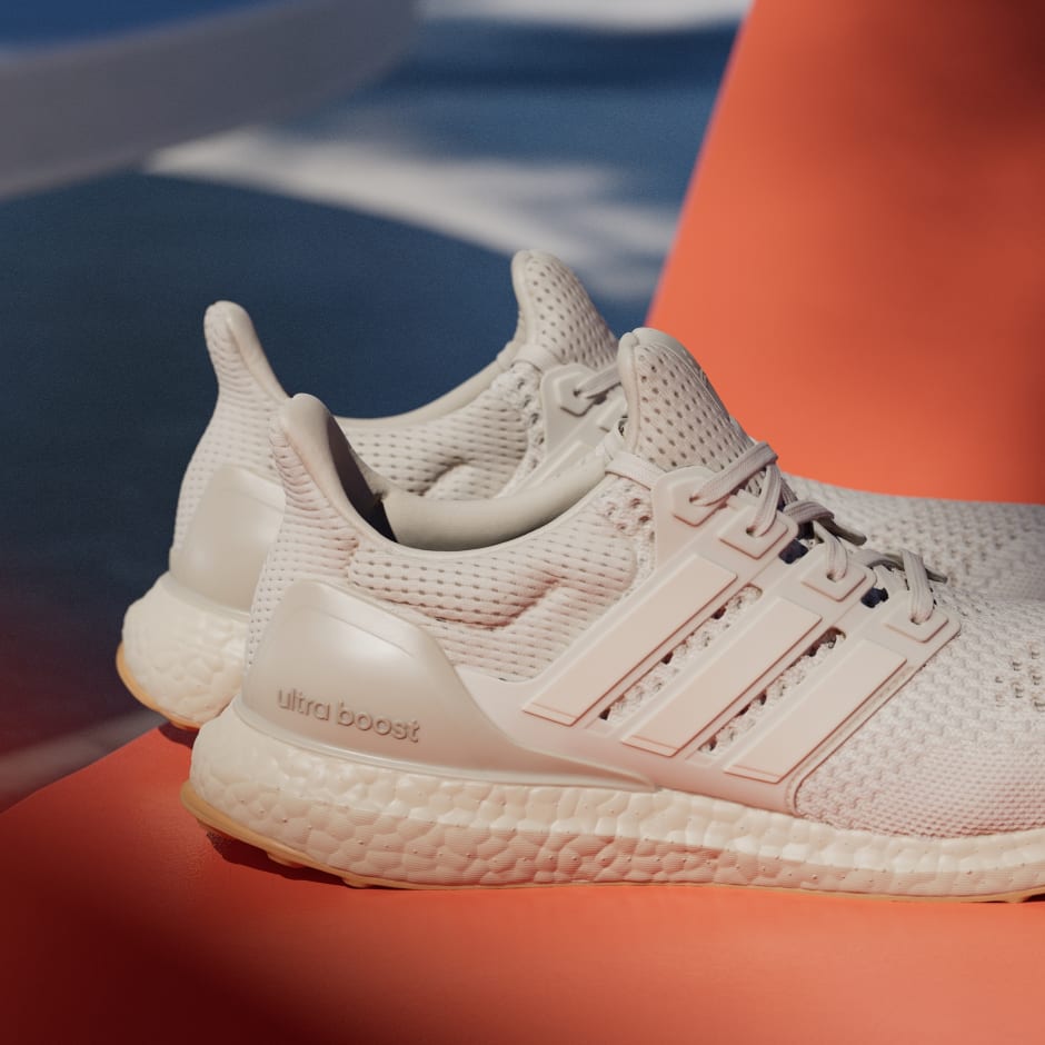 נעלי Ultraboost 1.0