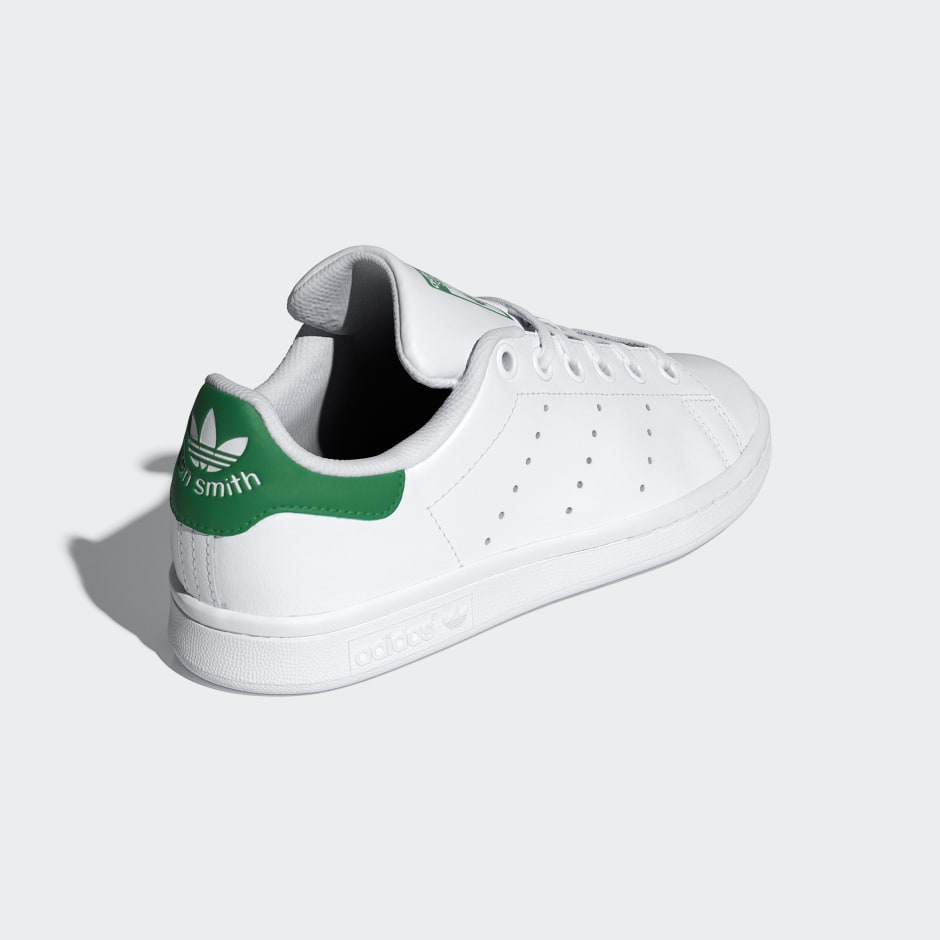 STAN SMITH J