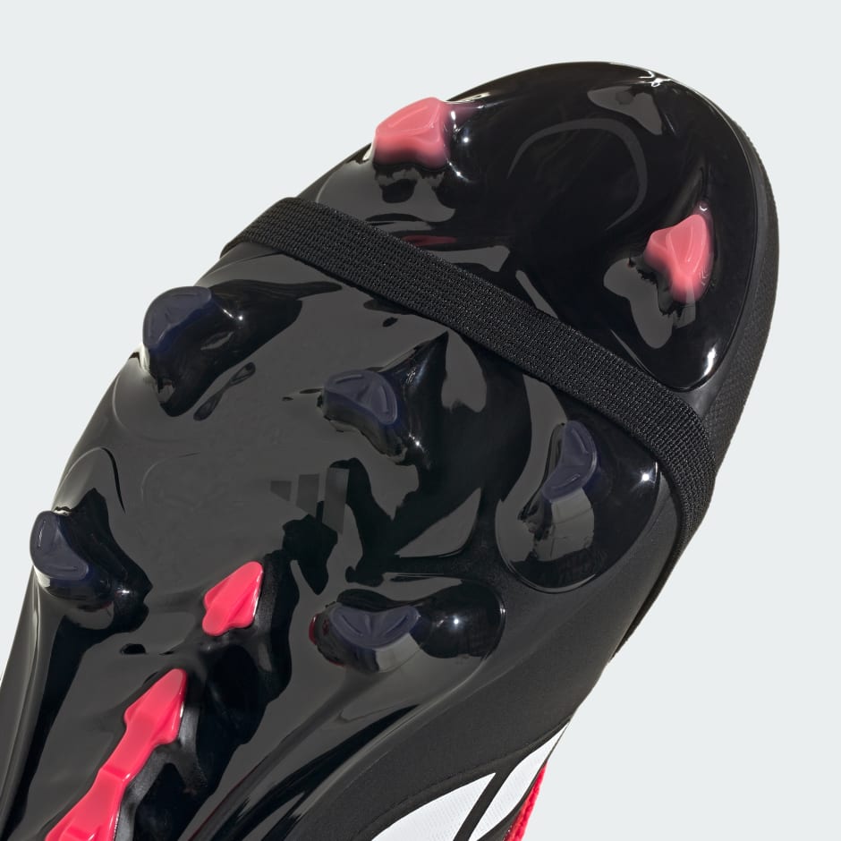 PREDATOR PRO Fold-Over Tongue Firm Ground Football Boots