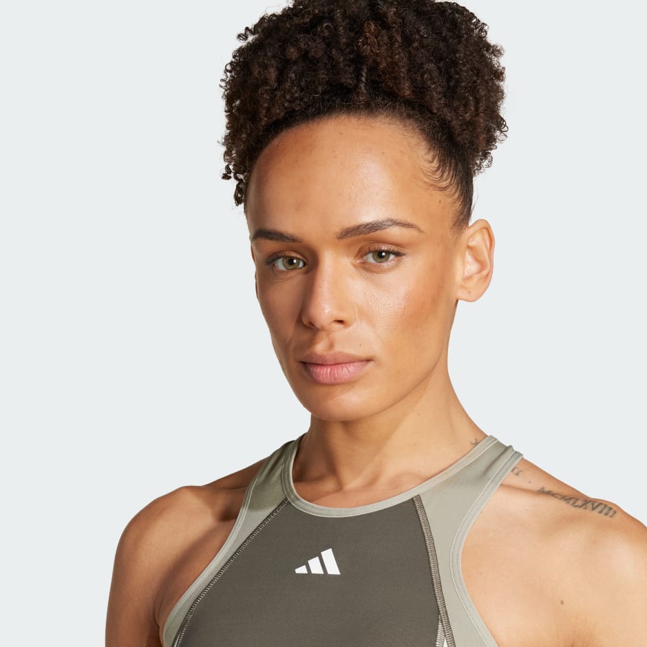 TECHFIT Medium-Support High-Neck Colorblock Bra