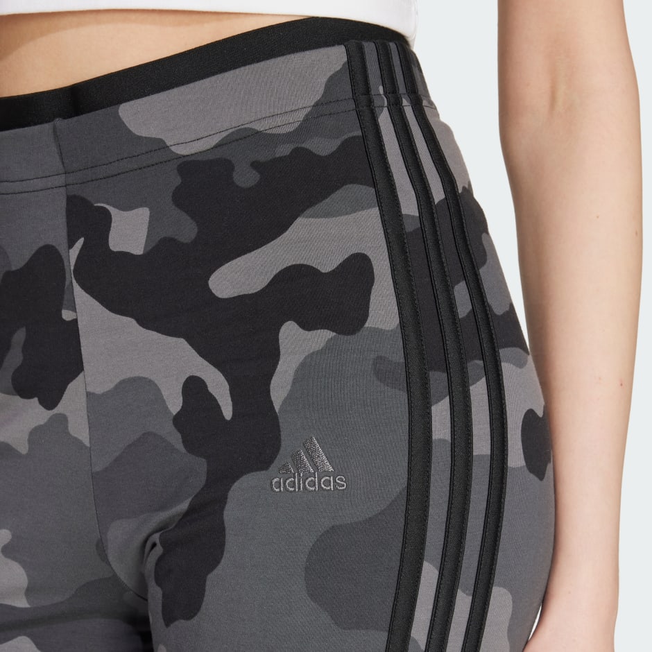 Essentials 3-Stripes Camo Print 7/8 Length Leggings