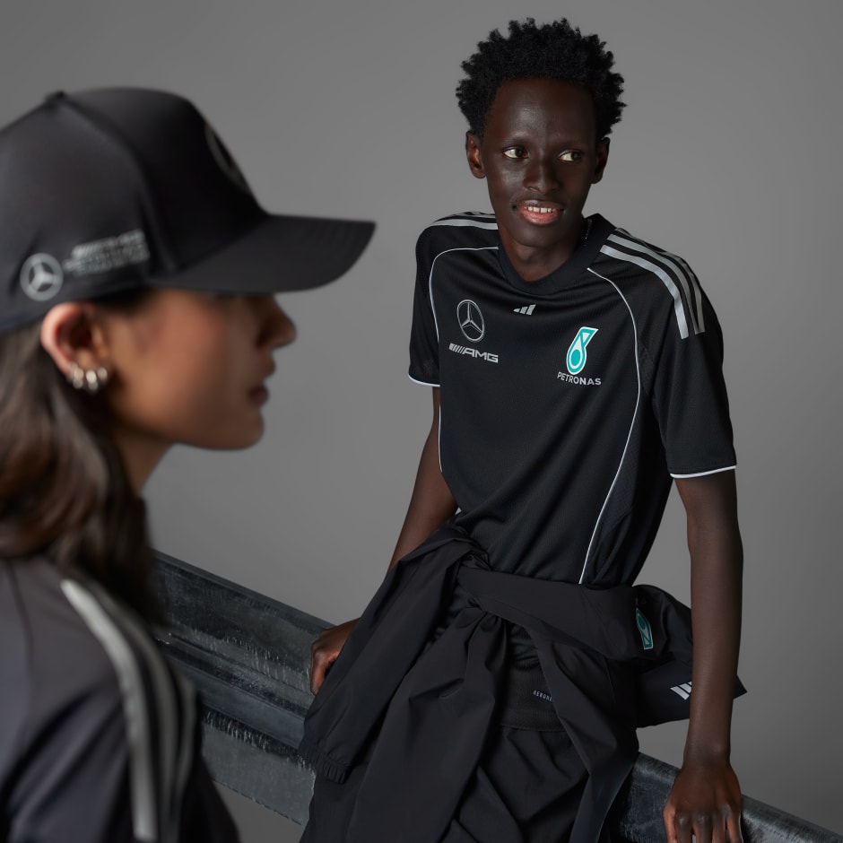 Clothing - MERCEDES - AMG PETRONAS FORMULA ONE TEAM