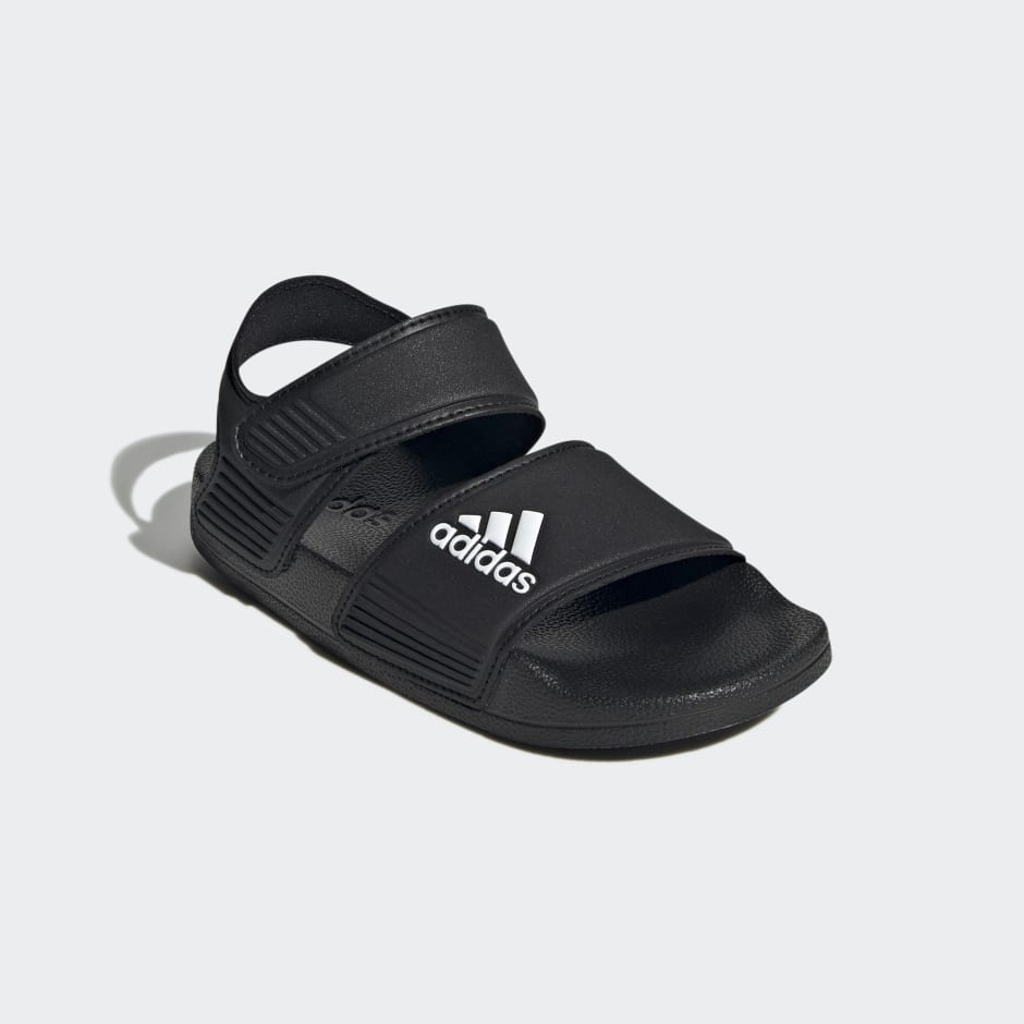 Kids adidas on sale flip flops