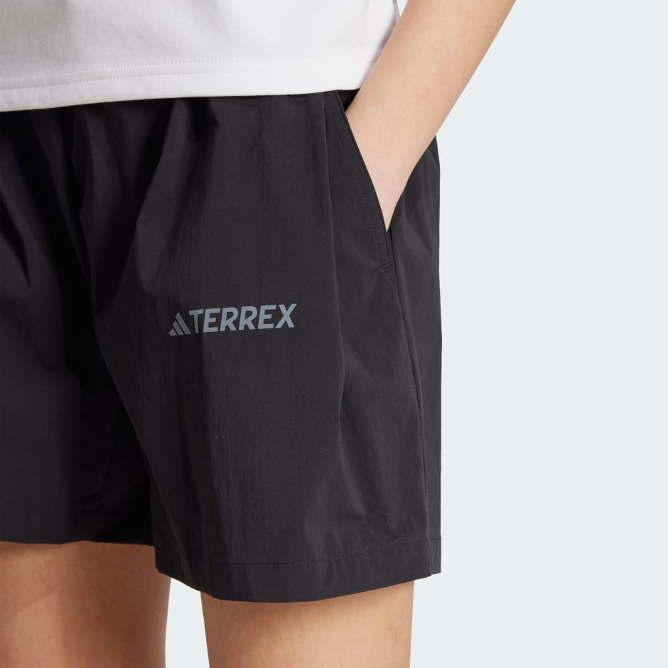 Multi Water-Repellent Shorts
