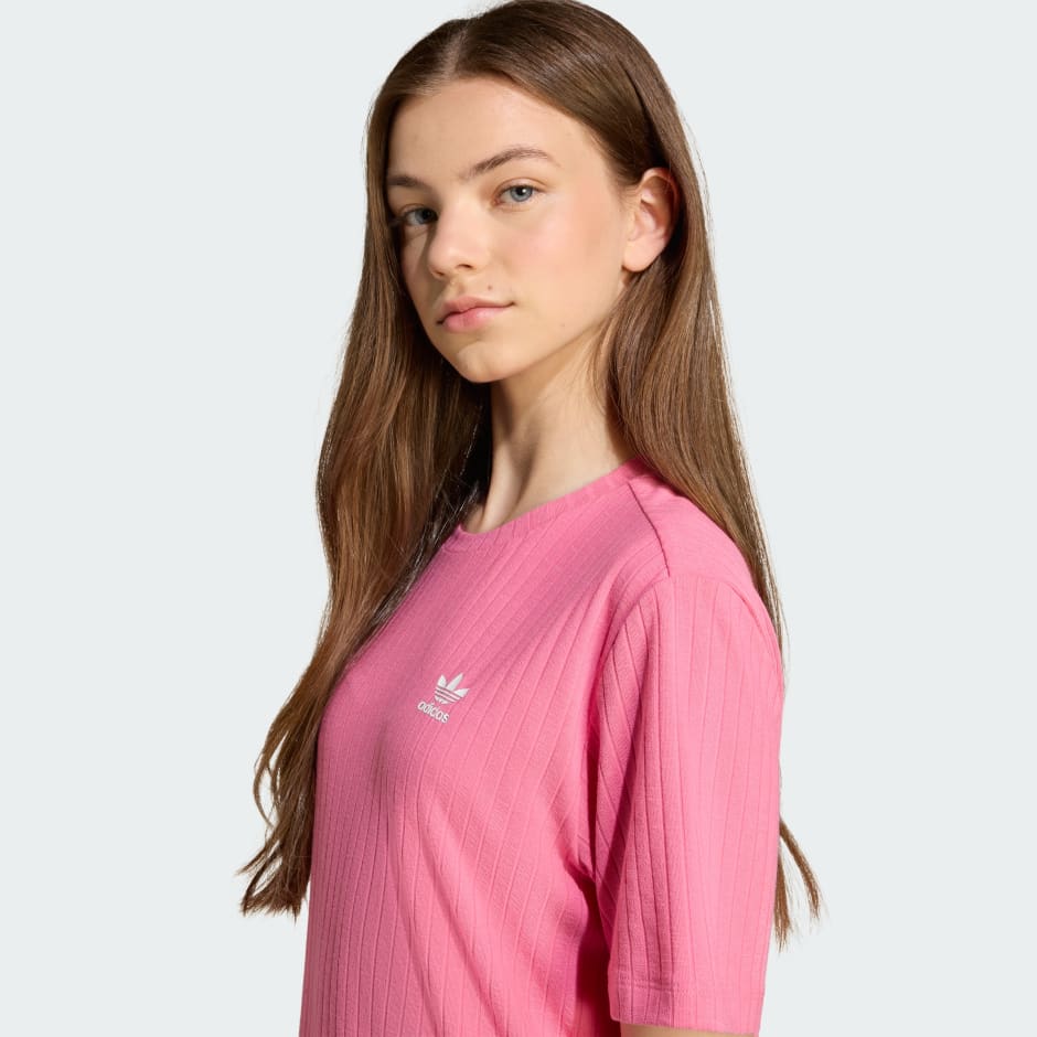 تيشيرت مضلع واسع للأطفال