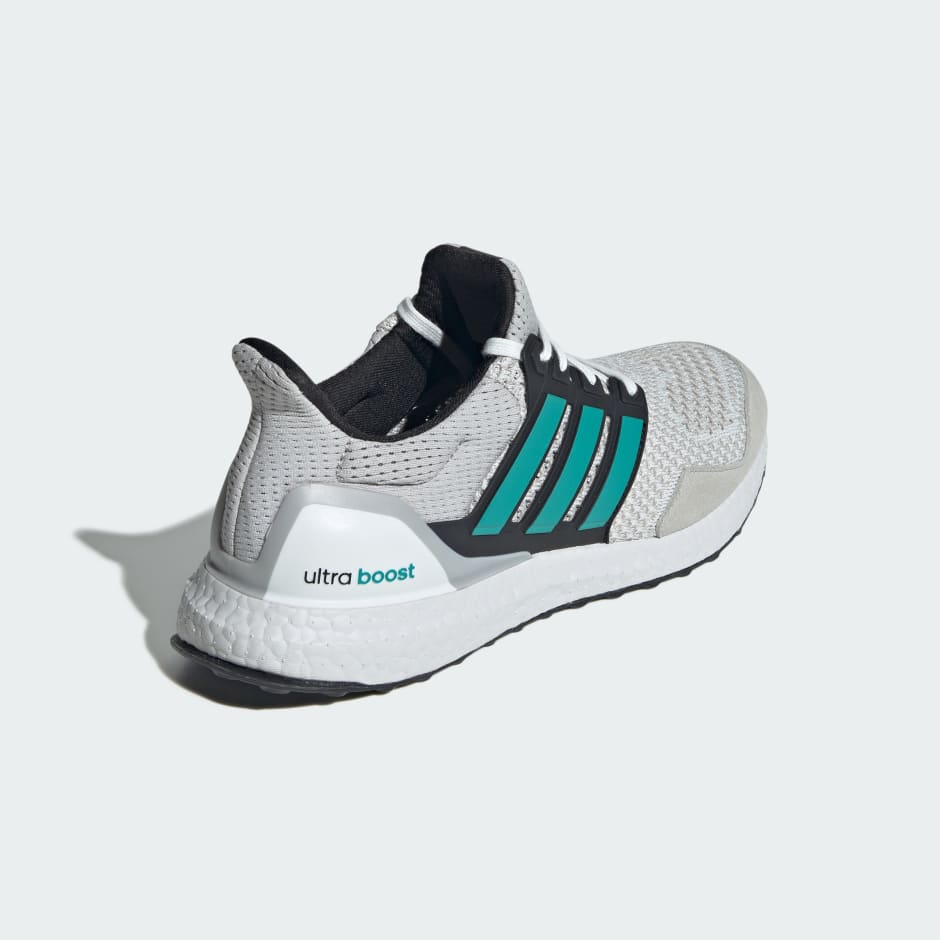 נעלי Ultraboost 1.0