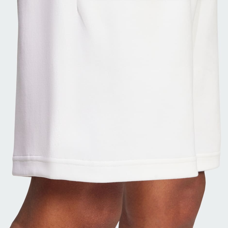 Future Icons Small Logo Shorts