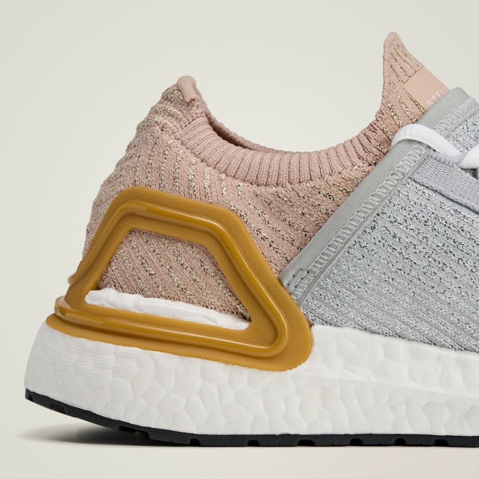 Pantofi adidas by Stella McCartney Ultraboost DNA