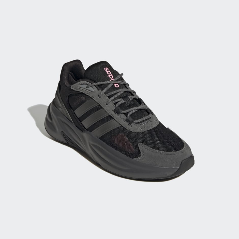 tenis adidas triple black