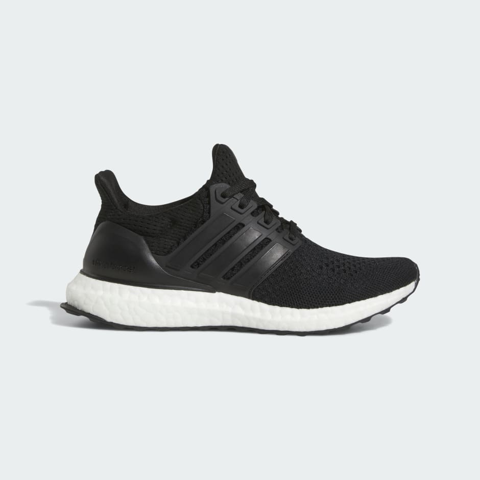 Adidas best sale ultraboosts black