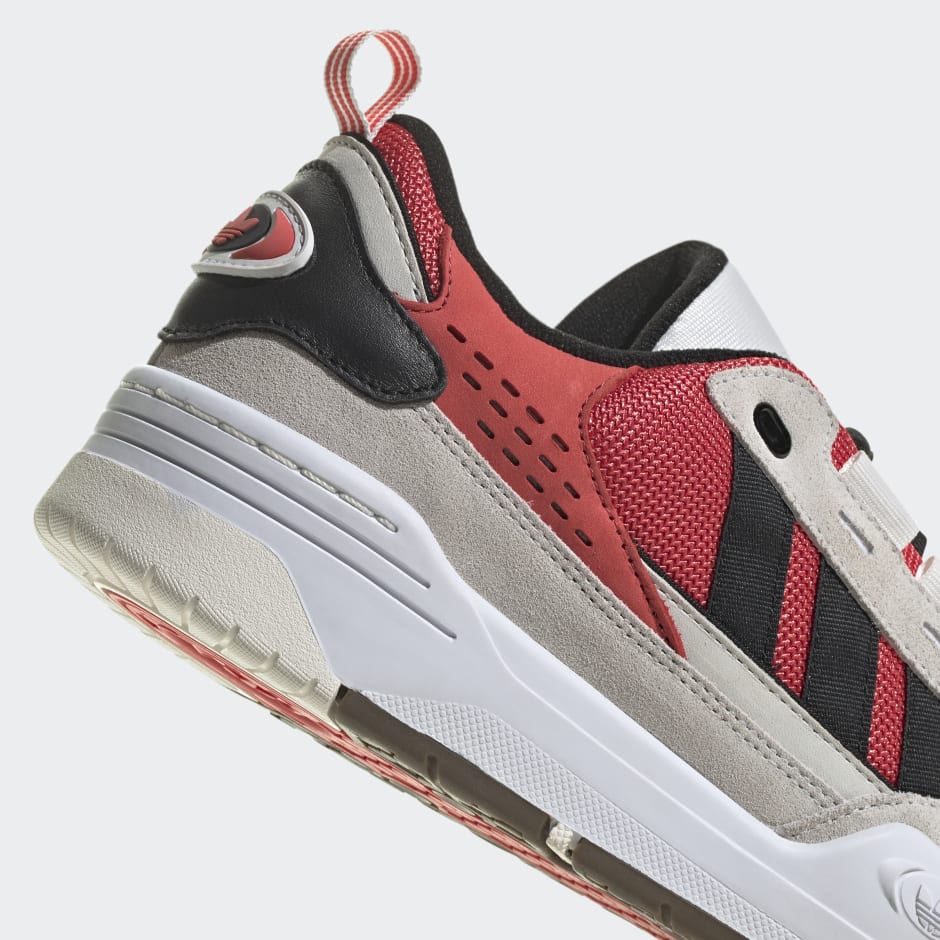 Tenis ADI2000