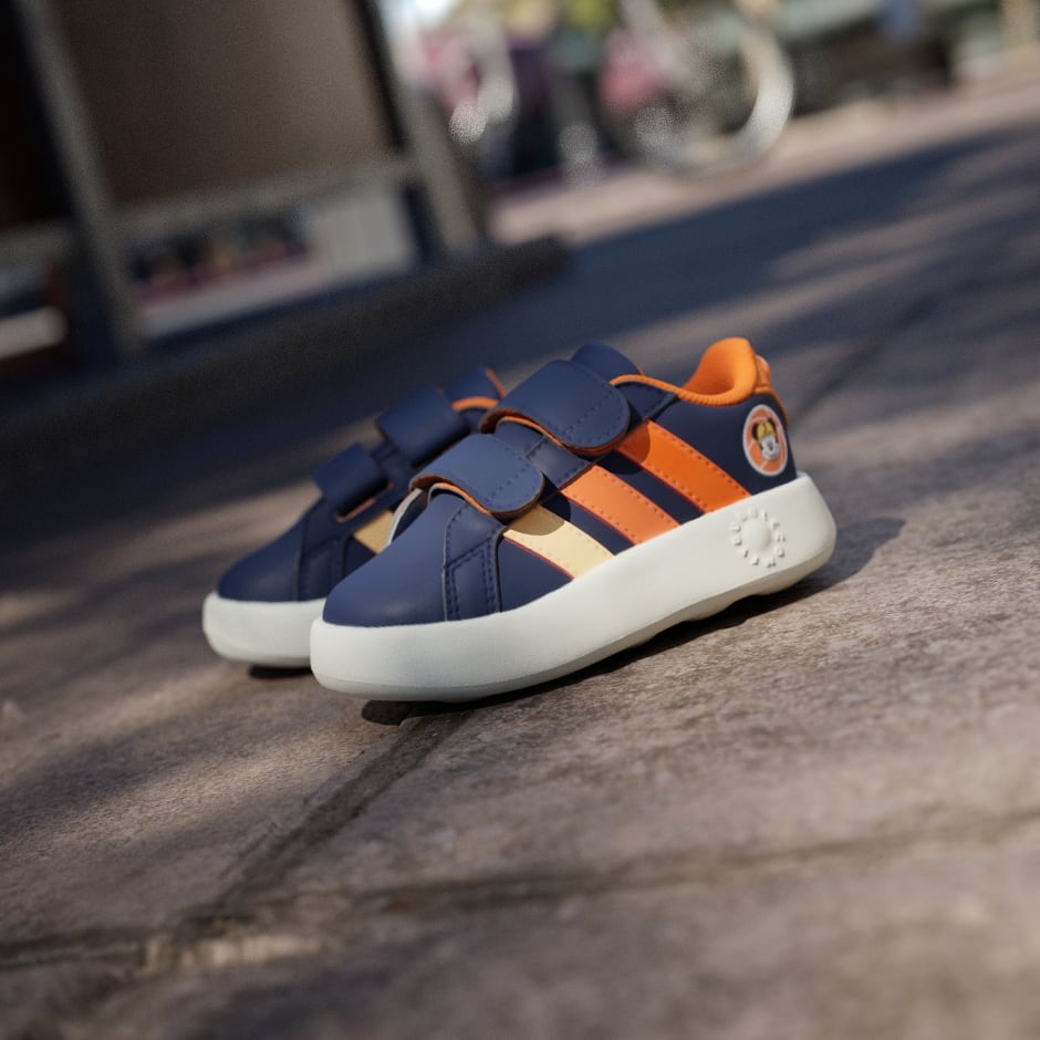 حذاء أديداس x Disney Mickey Mouse Grand Court للأطفال