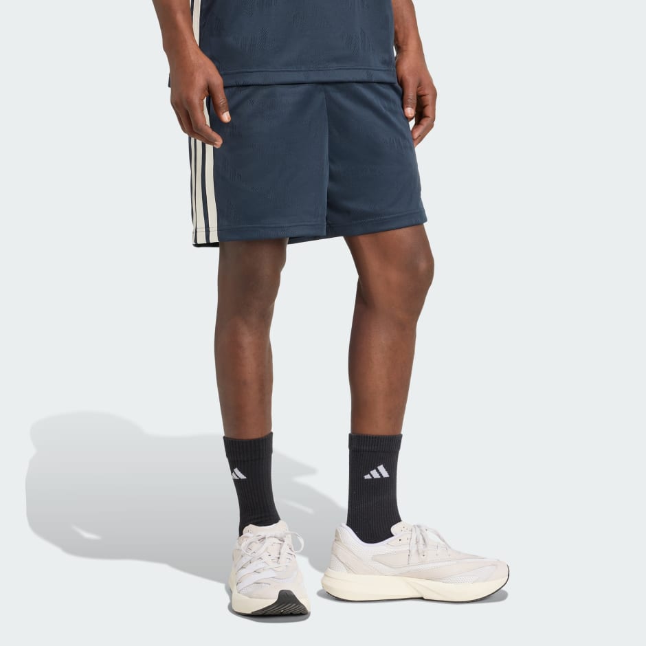 Stadium Jacquard Short