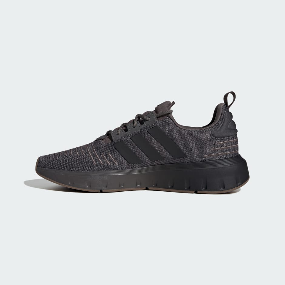 Adidas swift run damen schwarz gold online