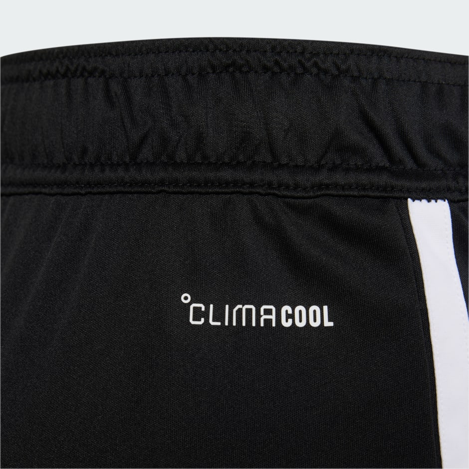 PANTALONI SCURȚI TIRO 26 ESSENTIALS