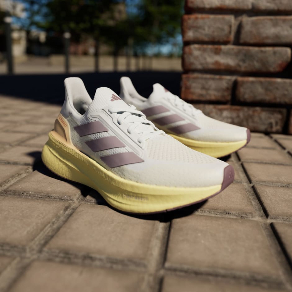 Ultraboost 5x 跑鞋