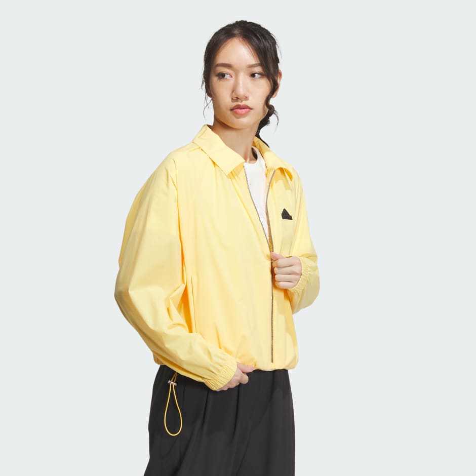 TECH SHIRKT