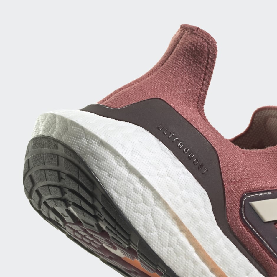 ULTRABOOST 22 SHOES