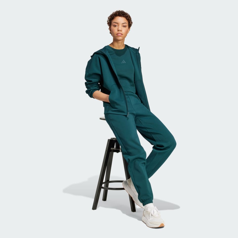 Future Icons Small Logo Pants