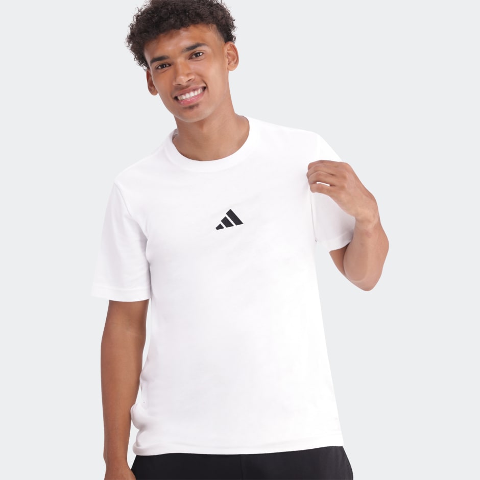 Essentials Small Logo Single Jersey T-Shirt