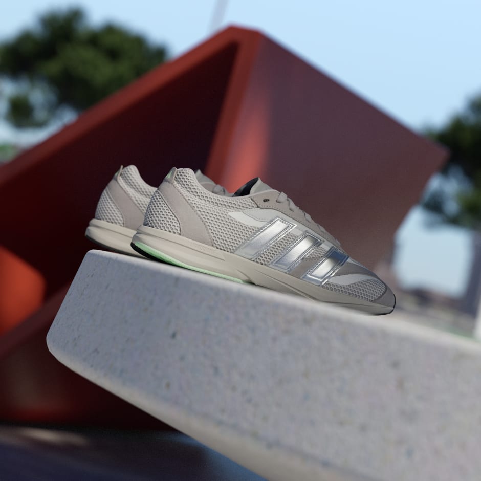 Lightblaze Lp 鞋款