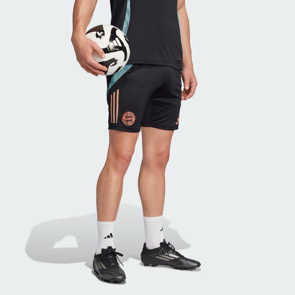 מכנסי אימון קצרים FC Bayern Tiro 24