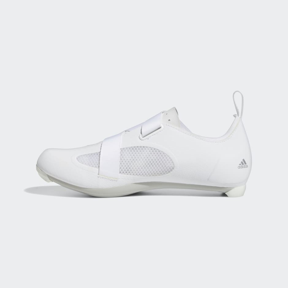 THE INDOOR CYCLING SHOE