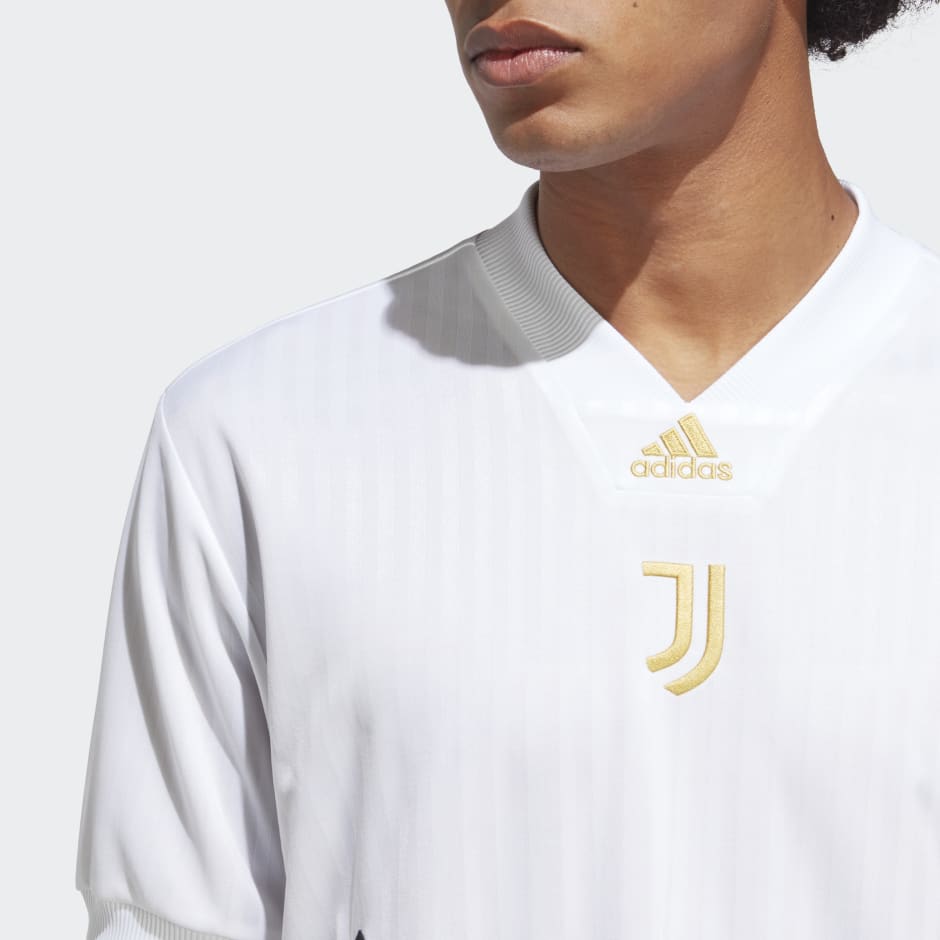 Men's Clothing - Juventus Icon Jersey - White | adidas Qatar