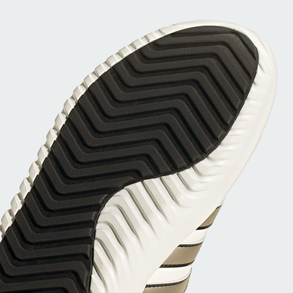Grand Court Platform Shoes