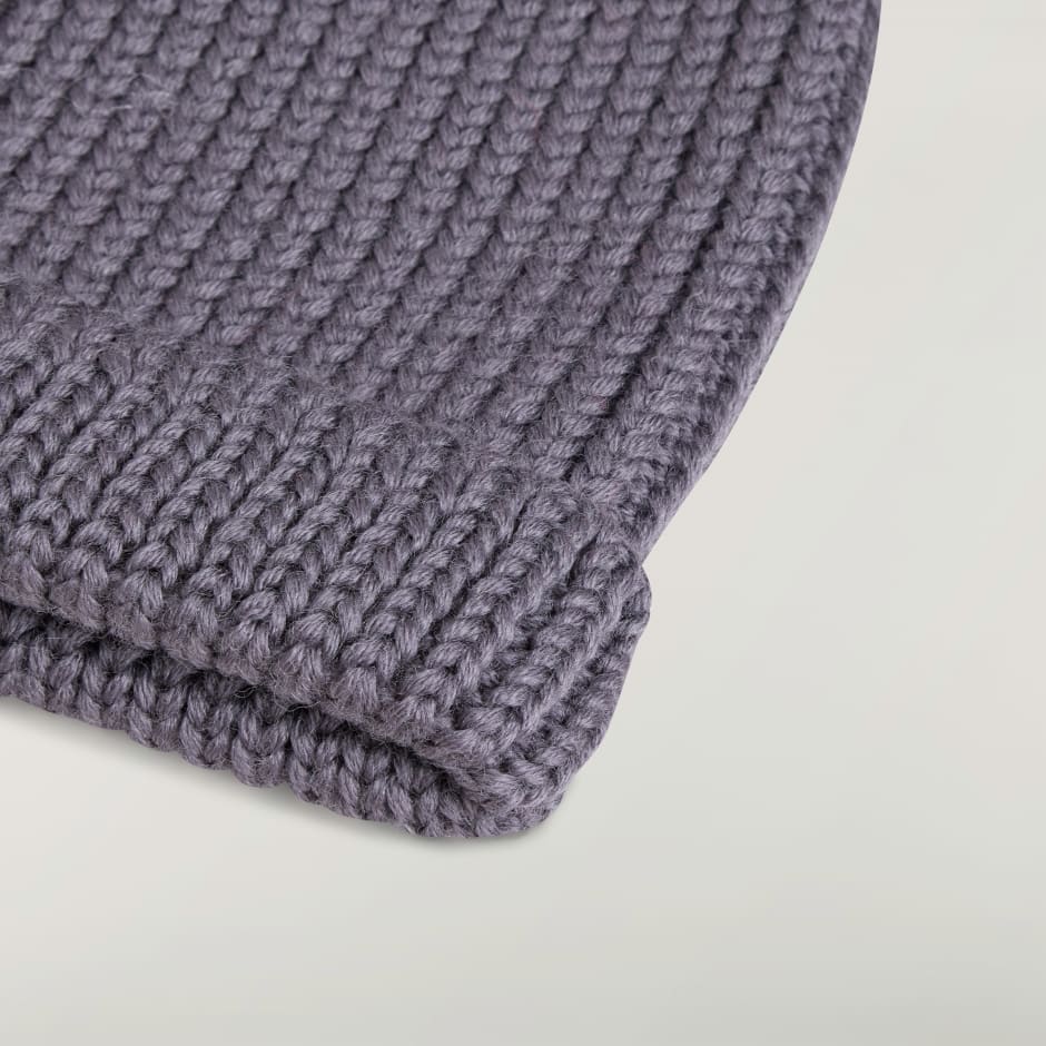 Căciulă Y-3 din tricot gros