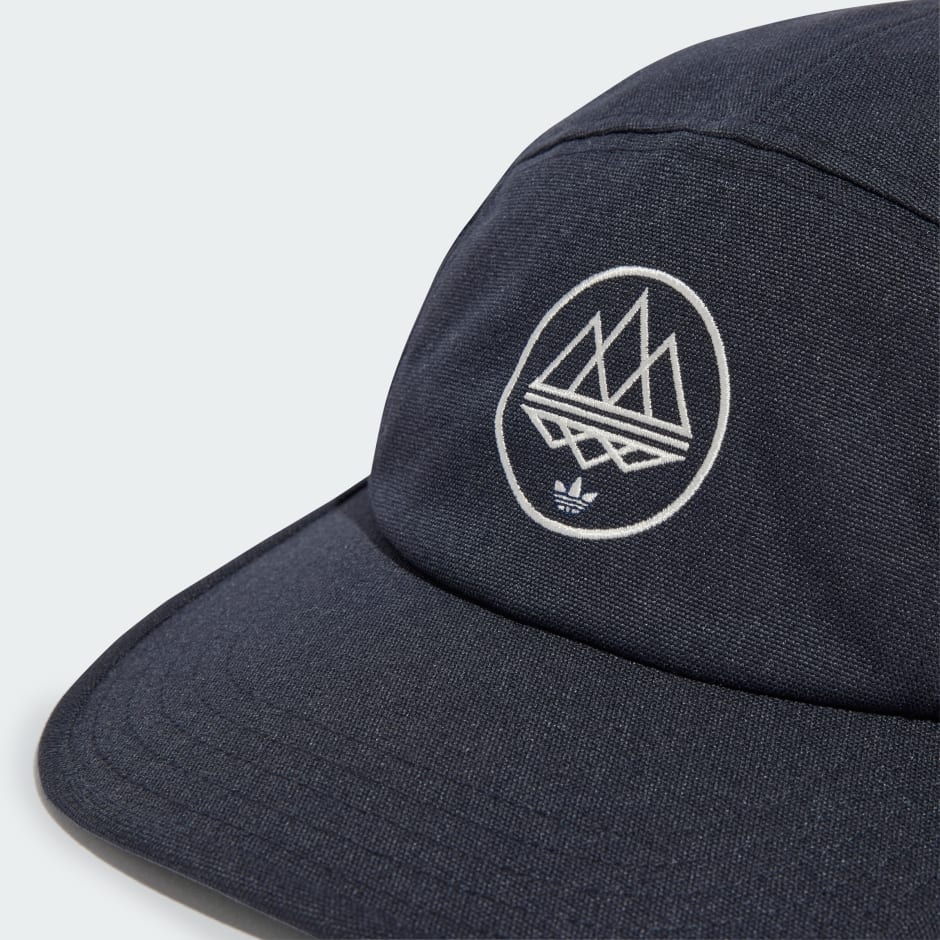 Mod Trefoil Cap