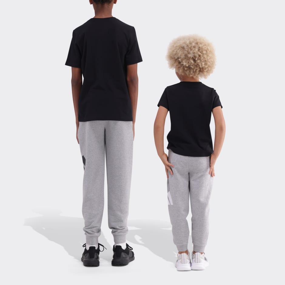 Lounge Ice Graphic T-Shirt