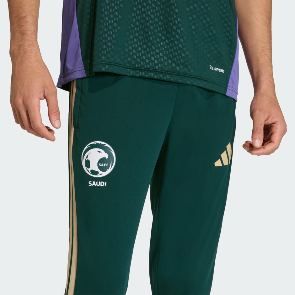بنطال تدريب المنتخب السعودي لعام 2026 من تشكيلة Tiro