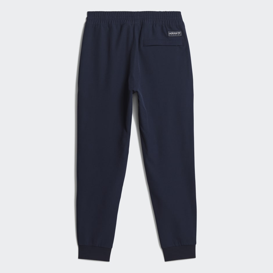 medium sweatpants waist size