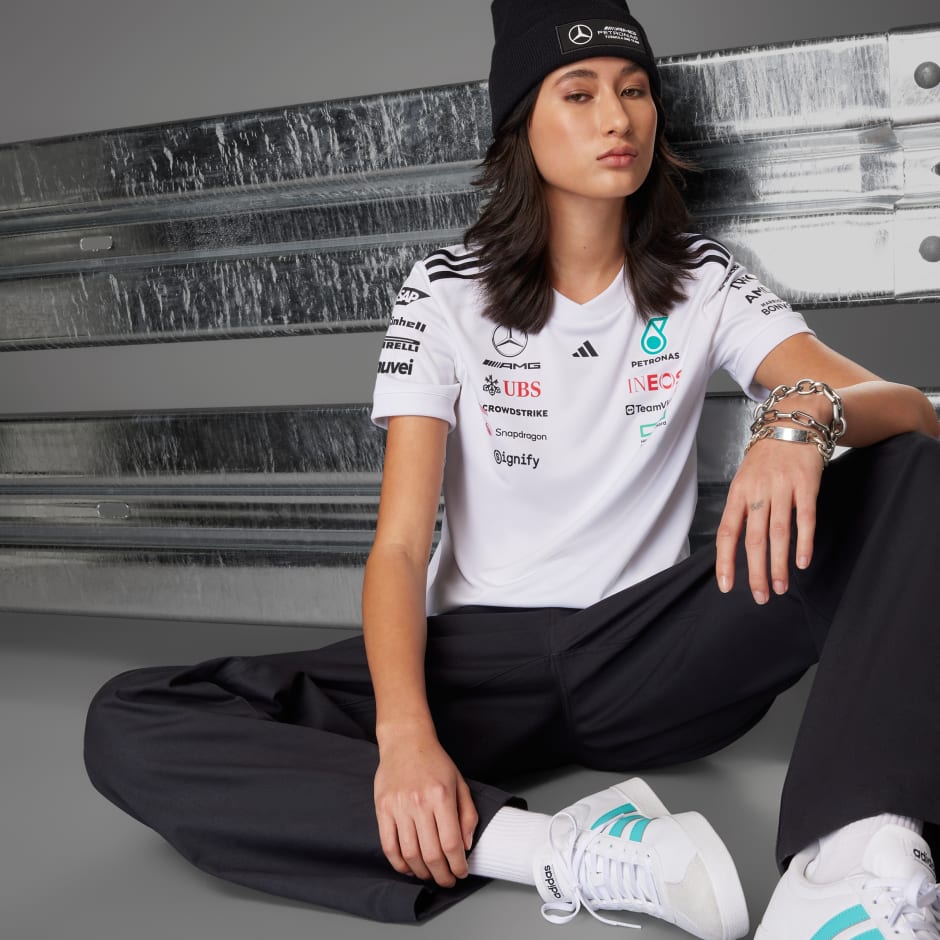 MERCEDES - AMG PETRONAS FORMULA ONE TEAM DRIVER JERSEY