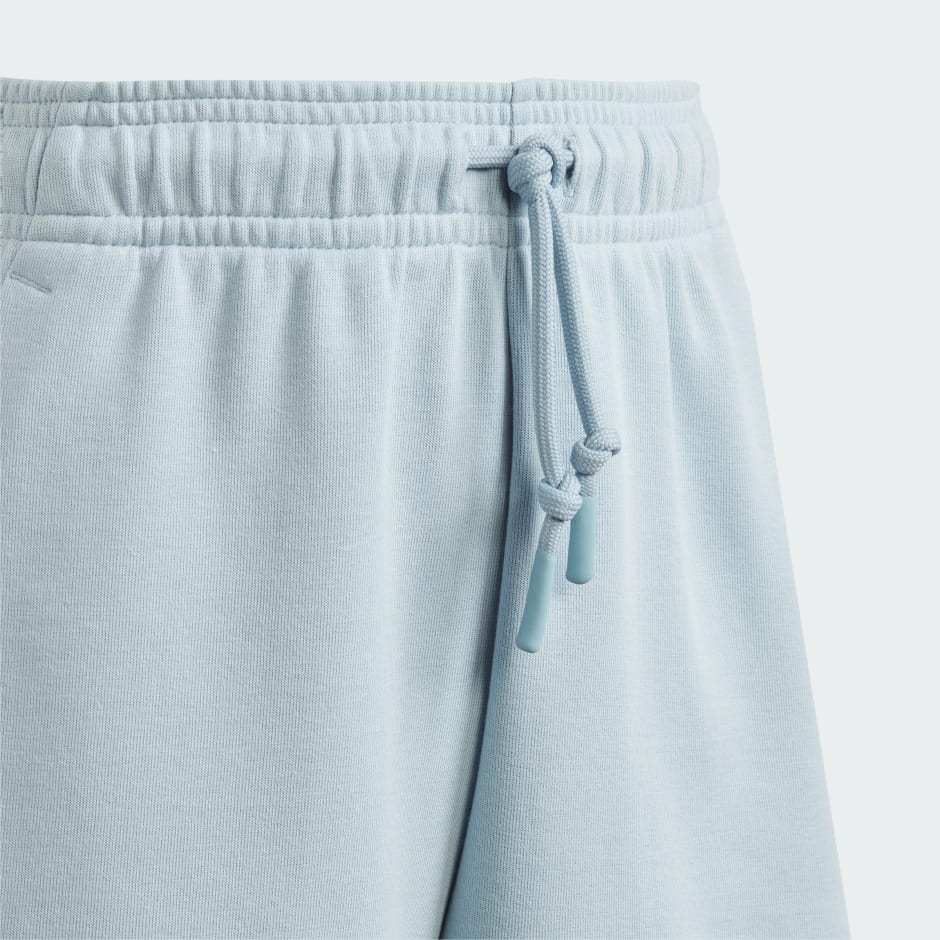 Future Icons Logo 8-Inch Shorts