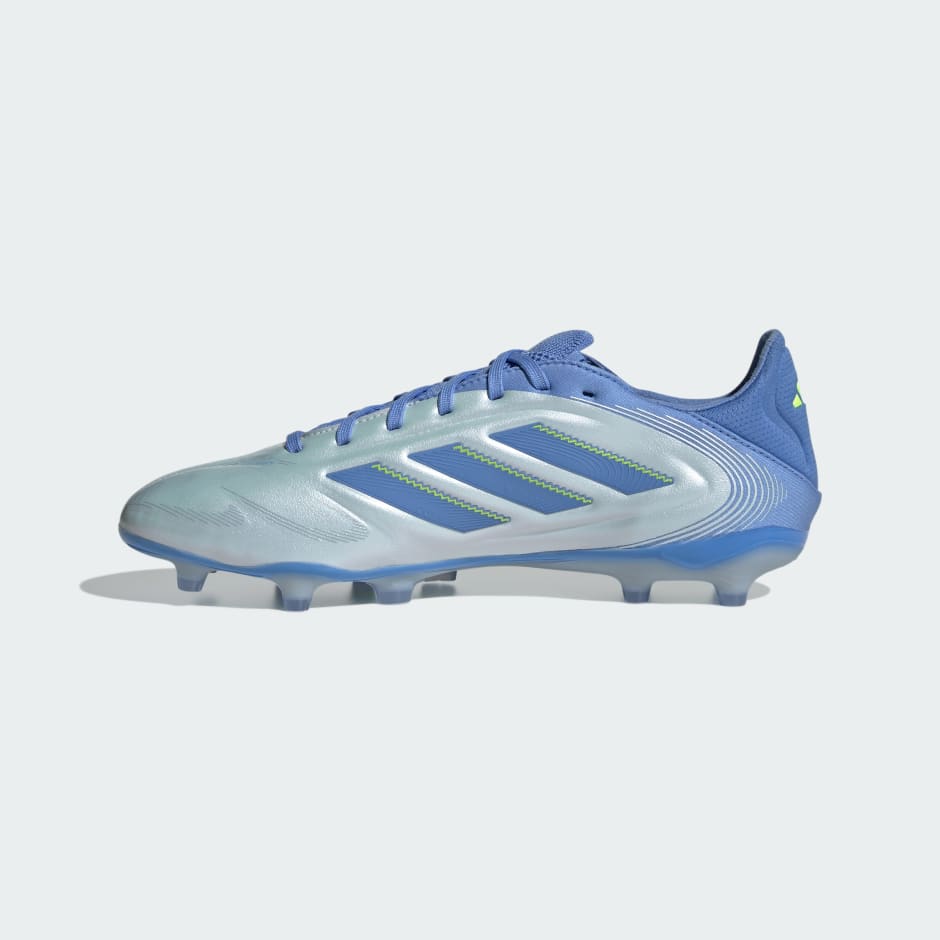 Ghete de fotbal Copa Pure 3 pentru teren ferm