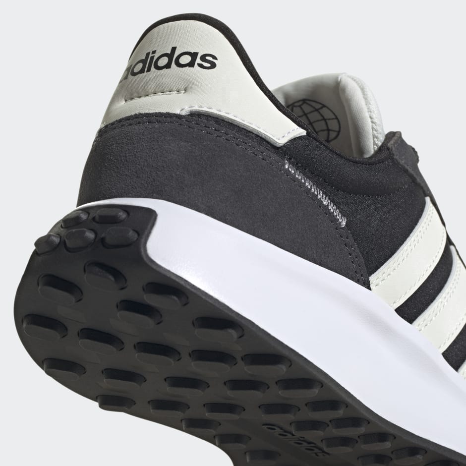 Schaar veelbelovend niet verwant Women's Shoes - Run 70s Shoes - Black | adidas Bahrain