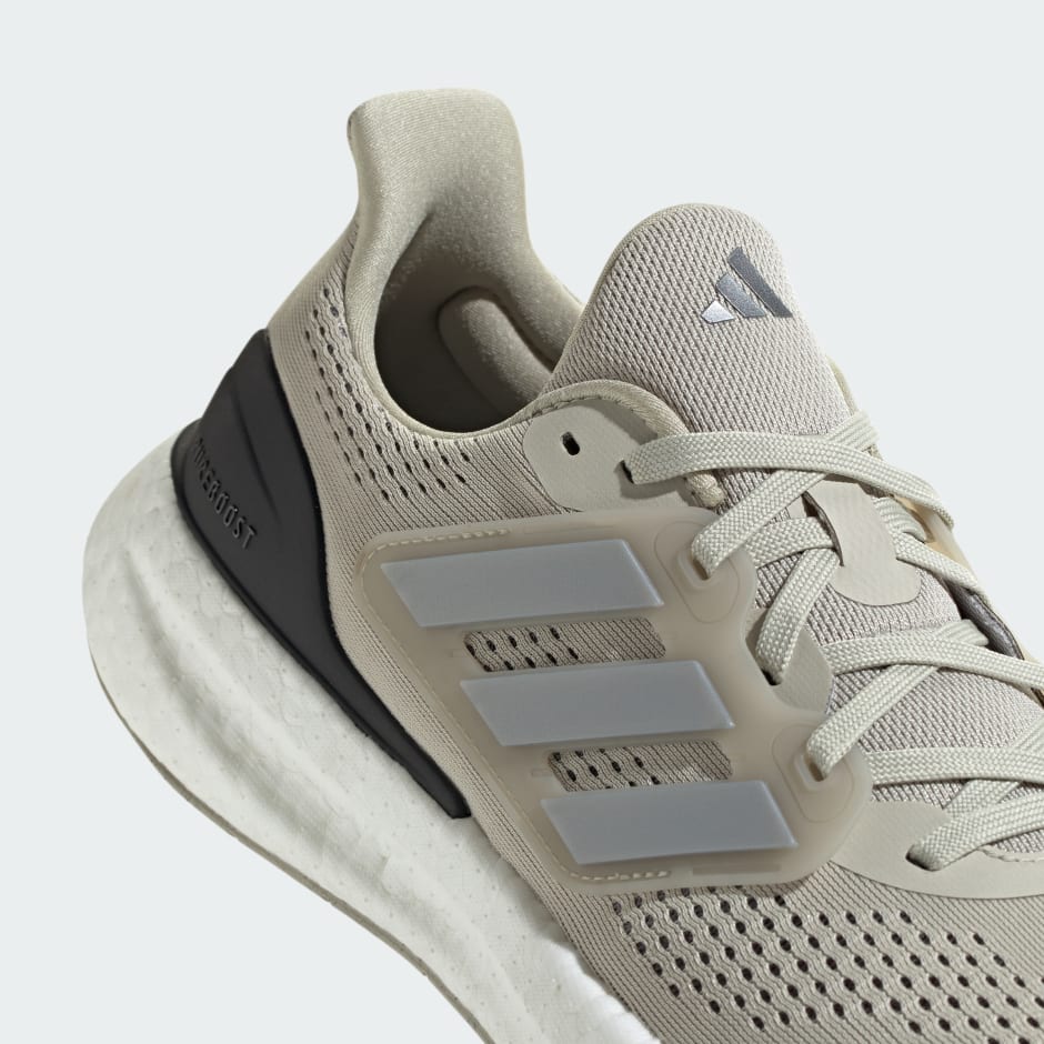 Pantofi sport Pureboost 23