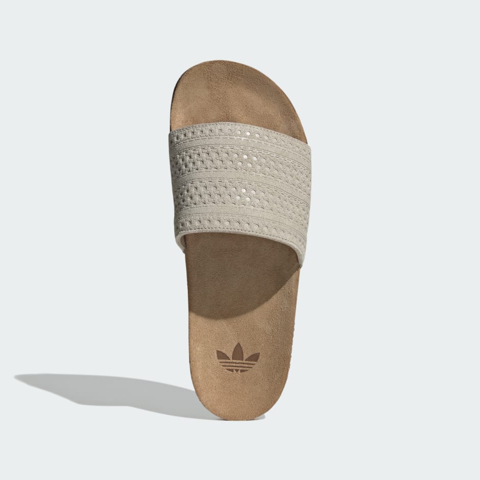 Adilette 拖鞋