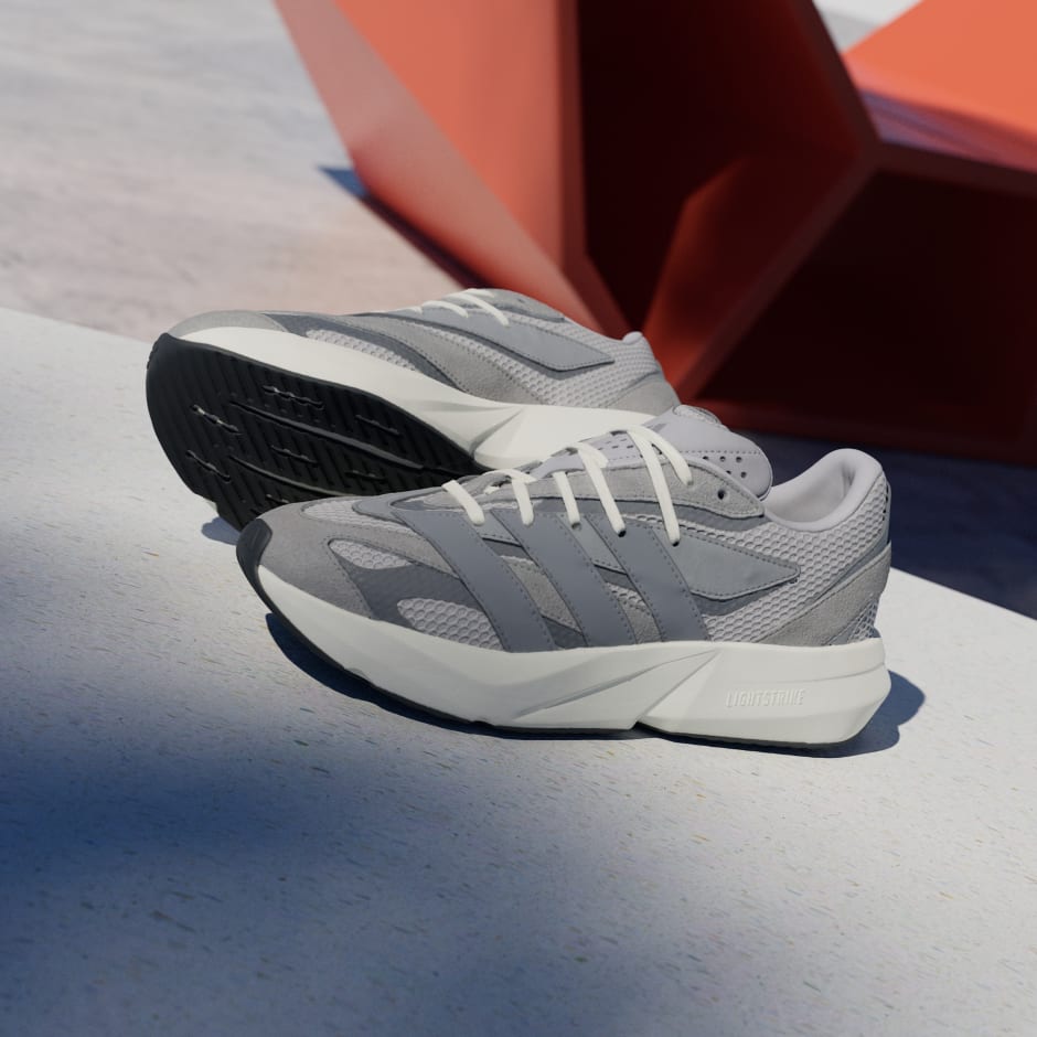 Lightblaze Shoes