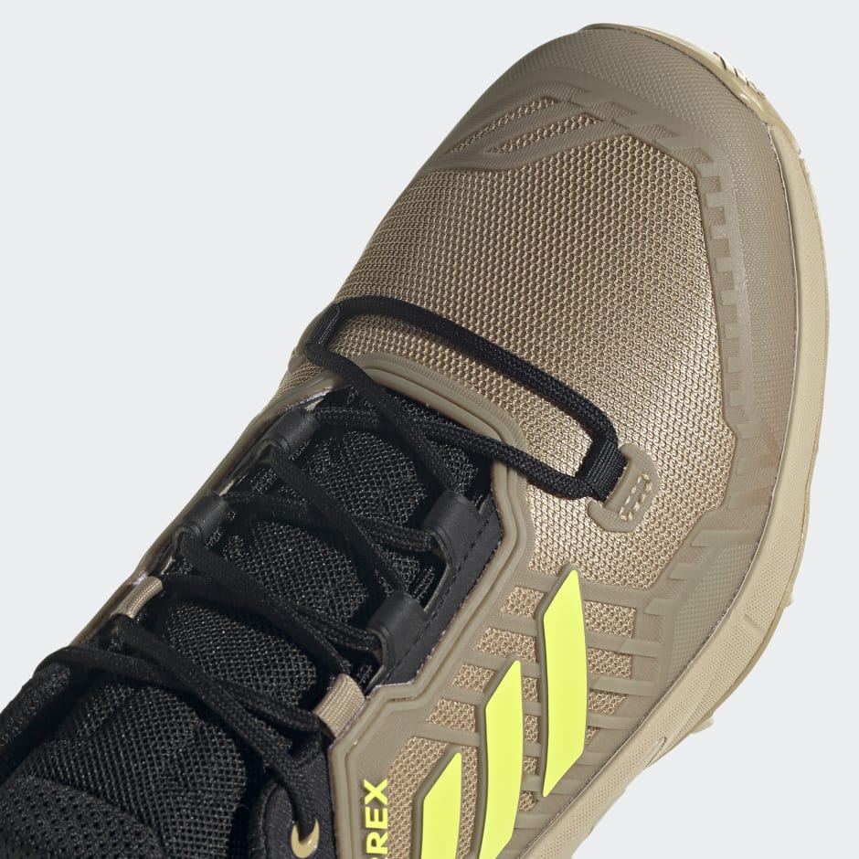 Terrex Swift R3 Hiking Shoes
