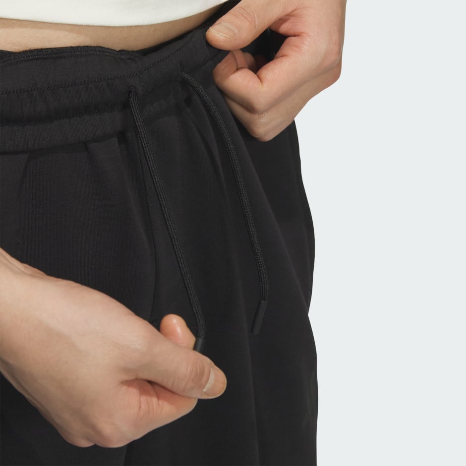 Must Haves Lightweight Knit Pants