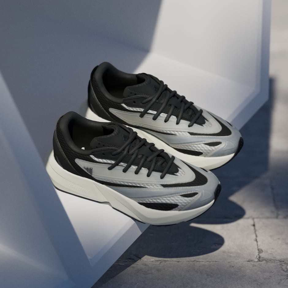 Lightblaze Shoes